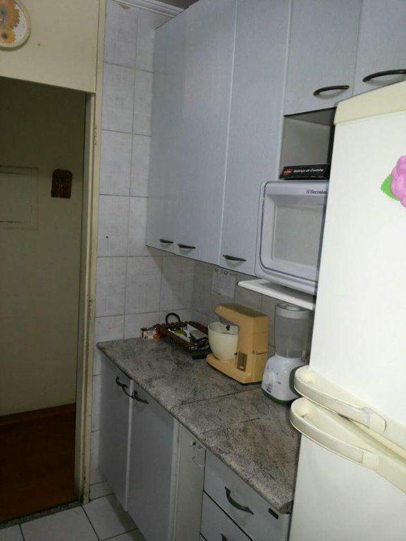 Apartamento à venda com 2 quartos, 58m² - Foto 17