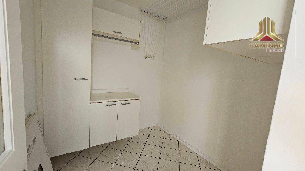 Apartamento à venda com 3 quartos, 149m² - Foto 17