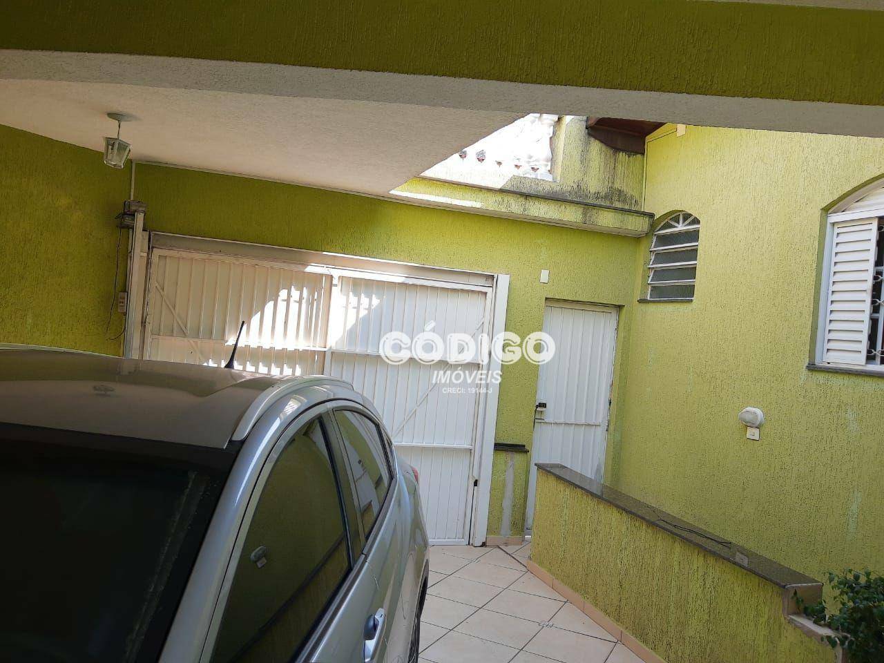 Sobrado à venda com 3 quartos, 234m² - Foto 2