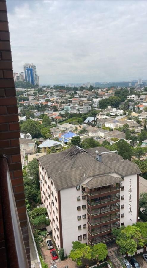 Apartamento para alugar com 3 quartos, 97m² - Foto 2