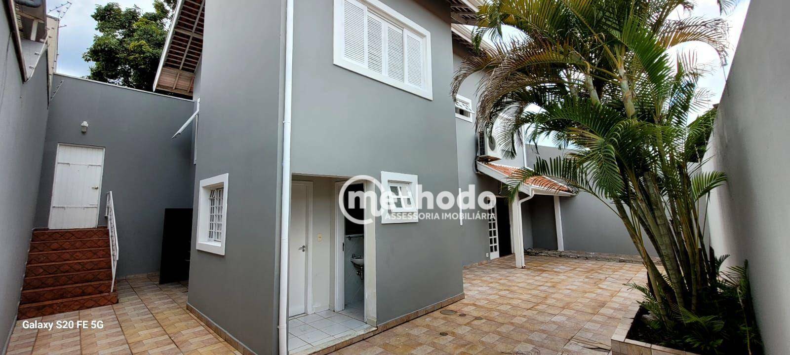 Casa à venda e aluguel com 3 quartos, 214m² - Foto 4