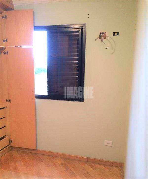 Apartamento à venda com 2 quartos, 56m² - Foto 10