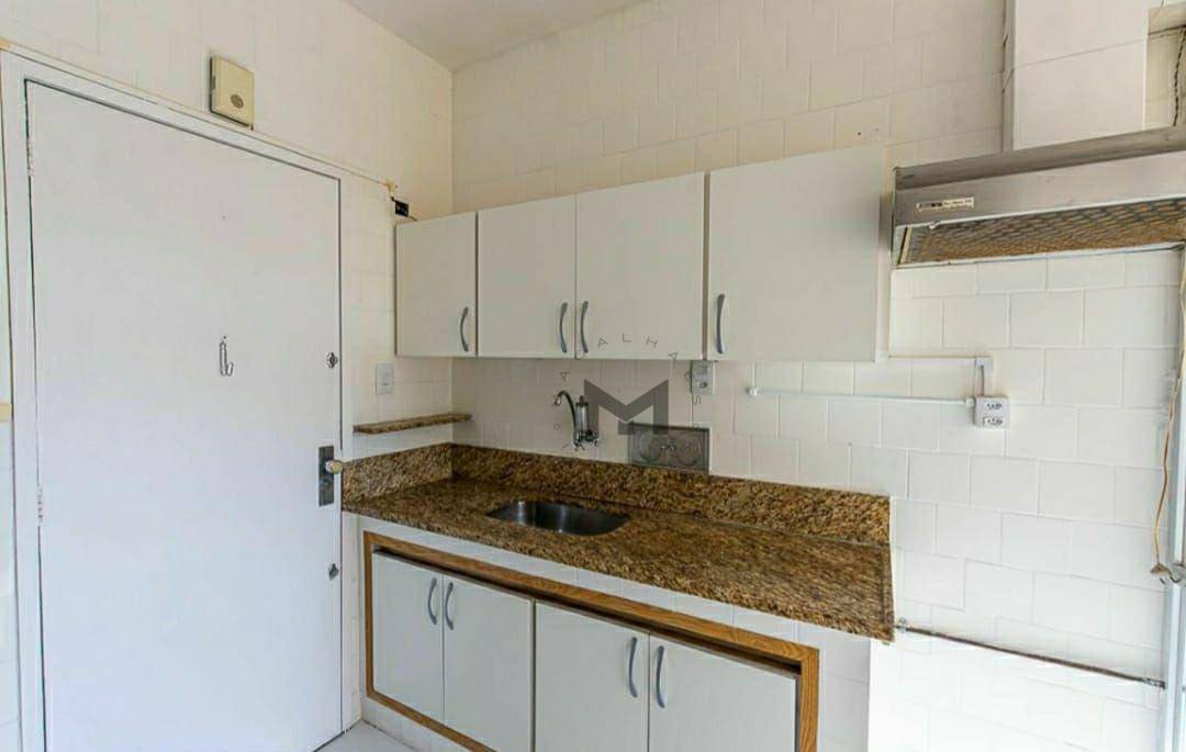 Apartamento à venda com 3 quartos, 101m² - Foto 19