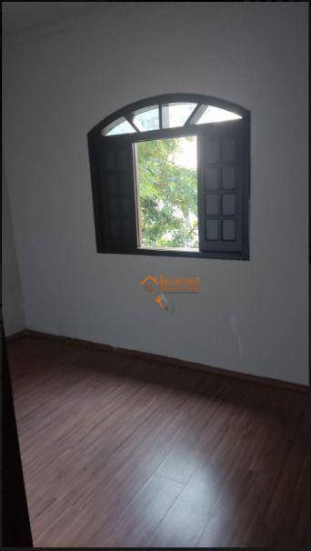 Sobrado à venda com 4 quartos, 191m² - Foto 11