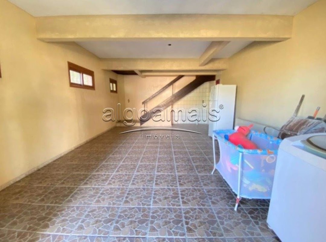 Casa à venda com 2 quartos, 85m² - Foto 4