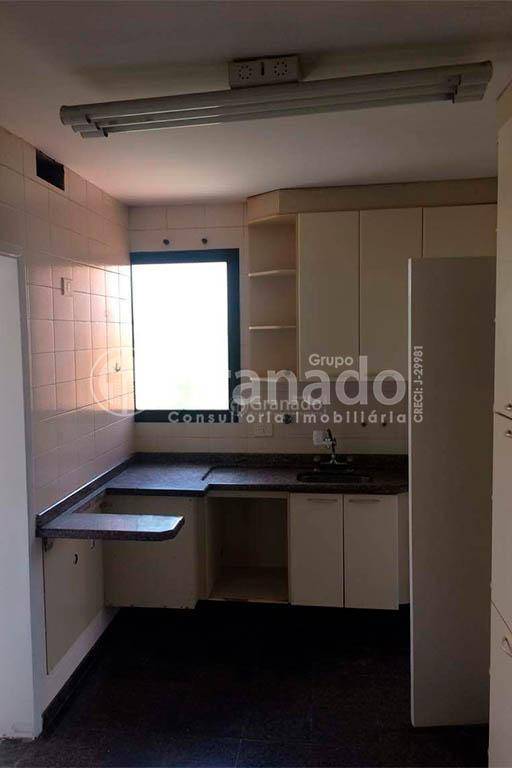 Apartamento à venda com 3 quartos, 147m² - Foto 16