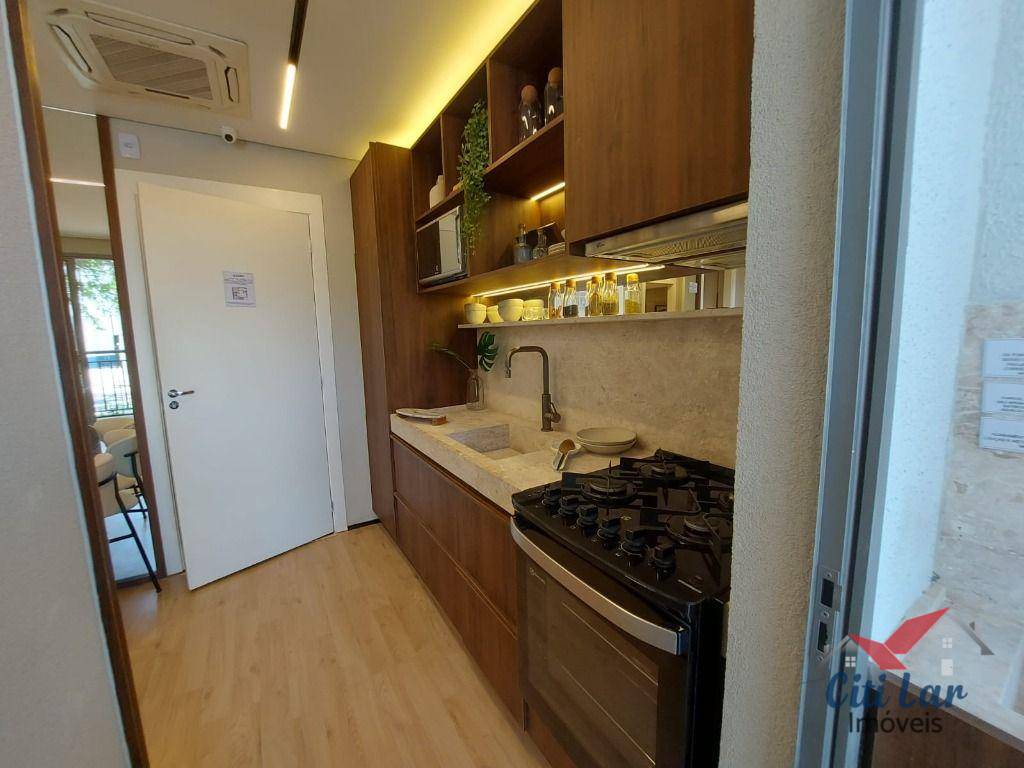 Apartamento à venda com 2 quartos, 36m² - Foto 7