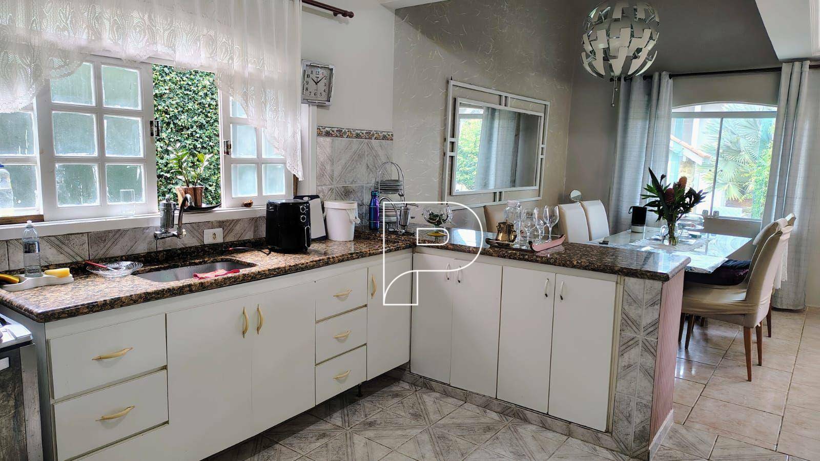 Casa de Condomínio à venda e aluguel com 3 quartos, 240m² - Foto 5