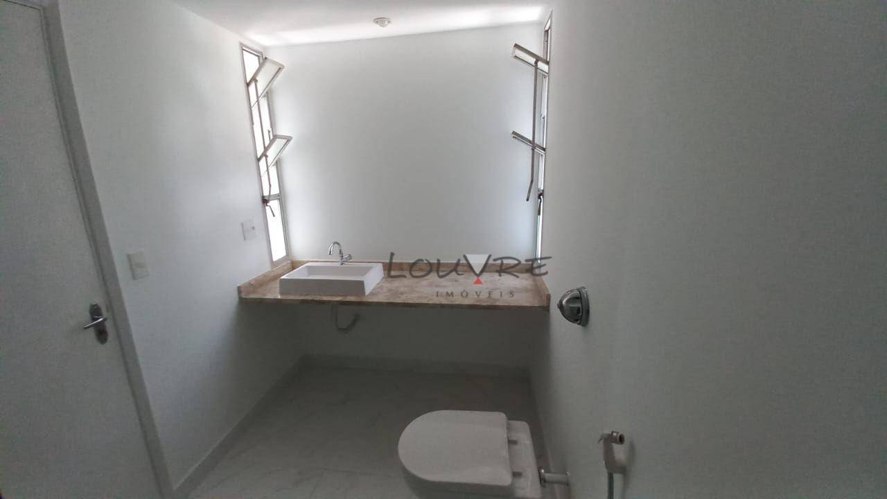 Apartamento para alugar com 3 quartos, 135m² - Foto 21