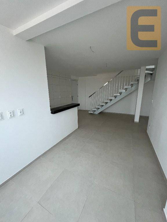 Apartamento para alugar com 3 quartos, 108m² - Foto 15
