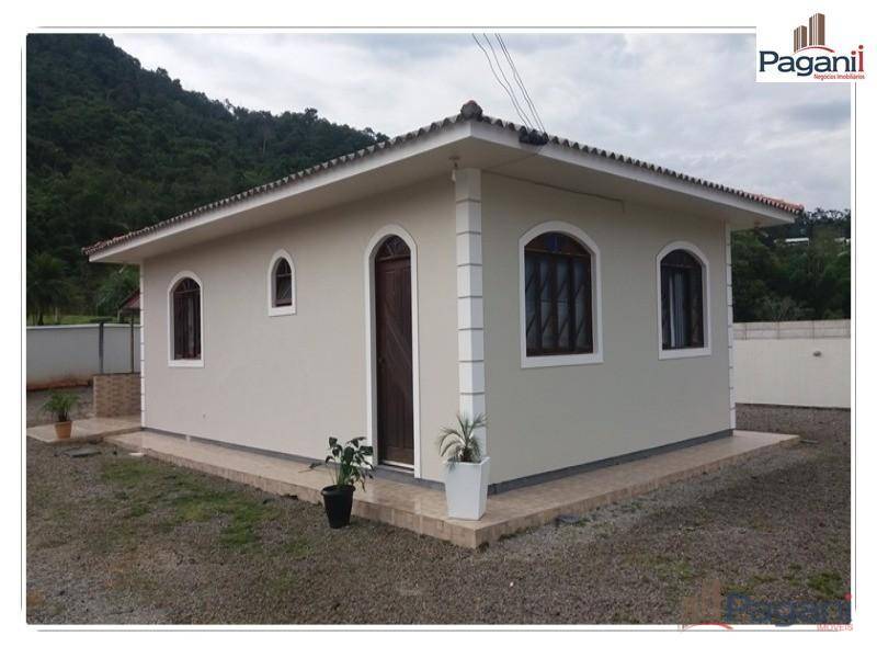 Casa à venda com 2 quartos, 170m² - Foto 14