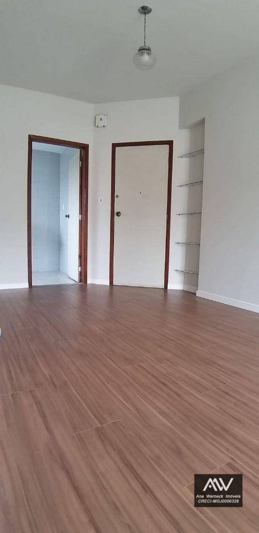 Apartamento à venda com 2 quartos, 86m² - Foto 3