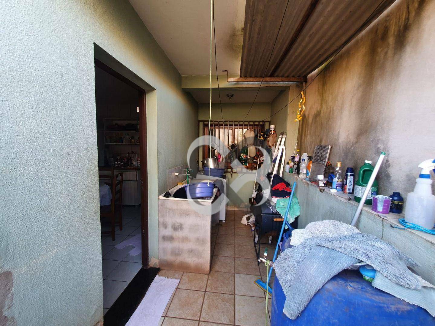 Casa à venda com 4 quartos, 180m² - Foto 6