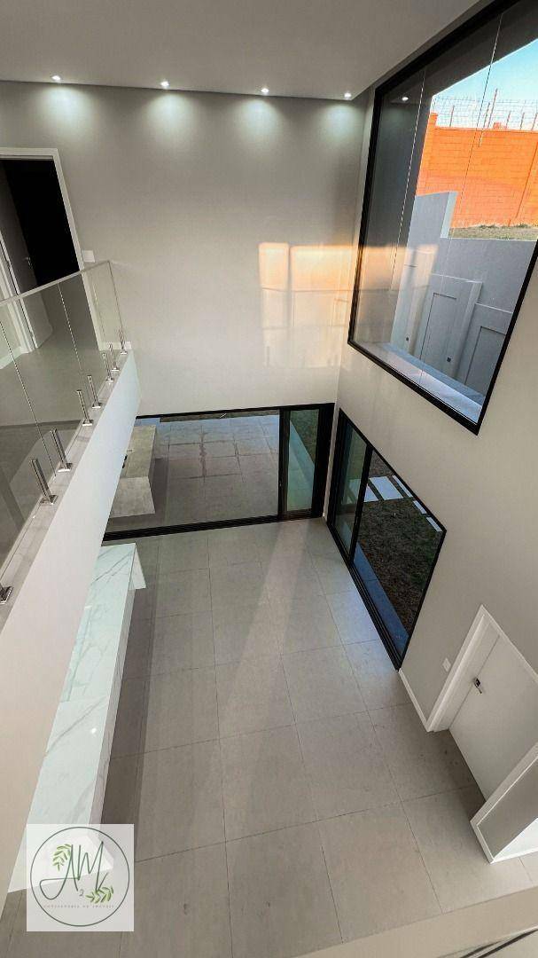 Sobrado à venda com 4 quartos, 310m² - Foto 35