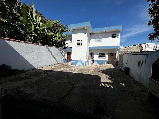Casa para alugar com 3 quartos, 500m² - Foto 15