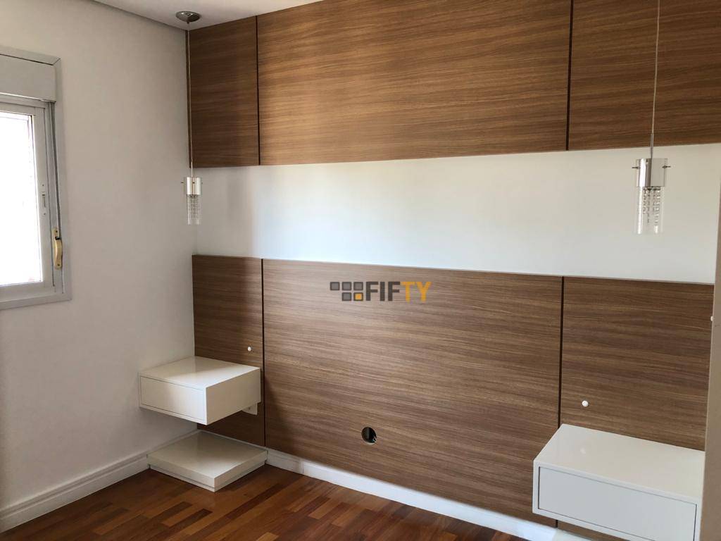 Apartamento para alugar com 3 quartos, 124m² - Foto 16