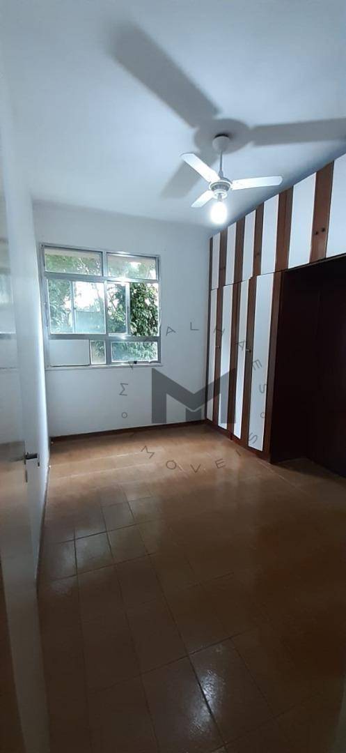 Apartamento à venda com 3 quartos, 101m² - Foto 9