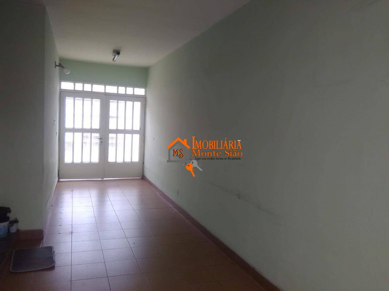 Casa à venda e aluguel com 2 quartos, 131m² - Foto 3