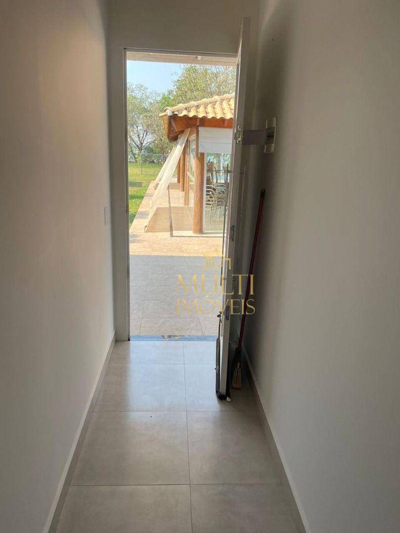 Sítio à venda com 3 quartos, 200m² - Foto 18