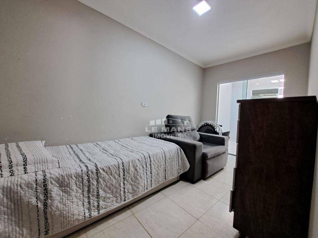 Casa à venda com 3 quartos, 150m² - Foto 12