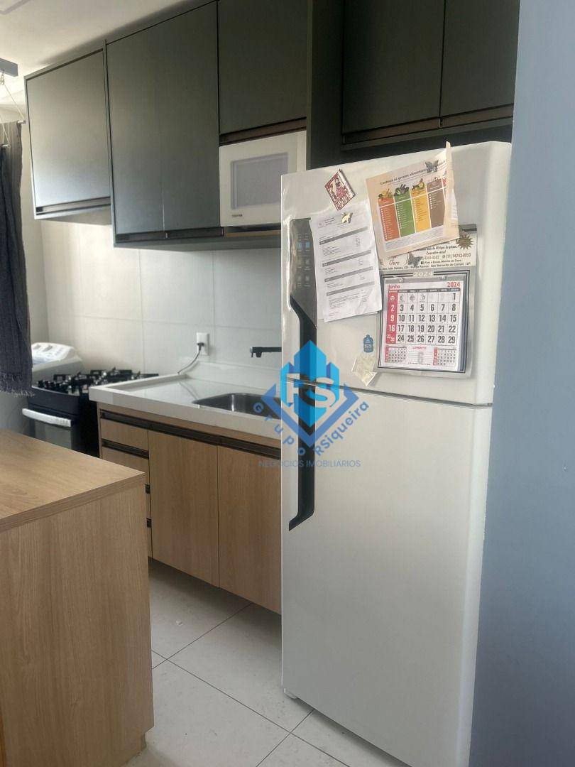 Apartamento à venda com 2 quartos, 50m² - Foto 11