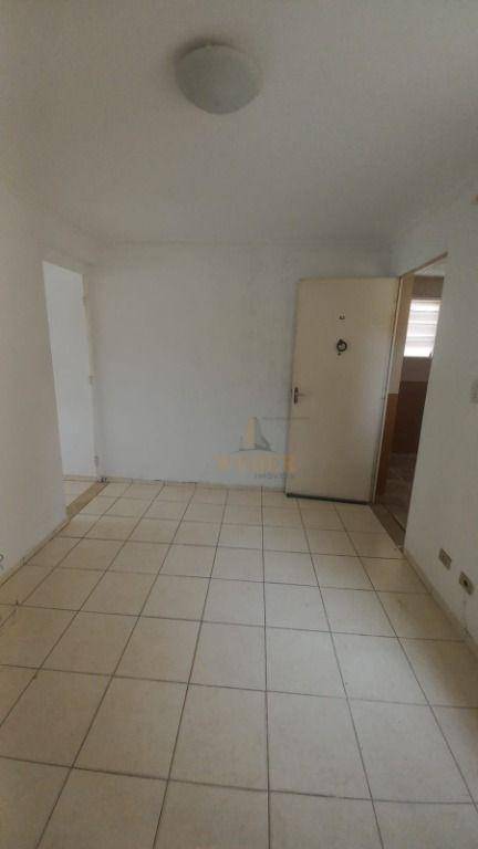 Apartamento à venda com 2 quartos, 47m² - Foto 33