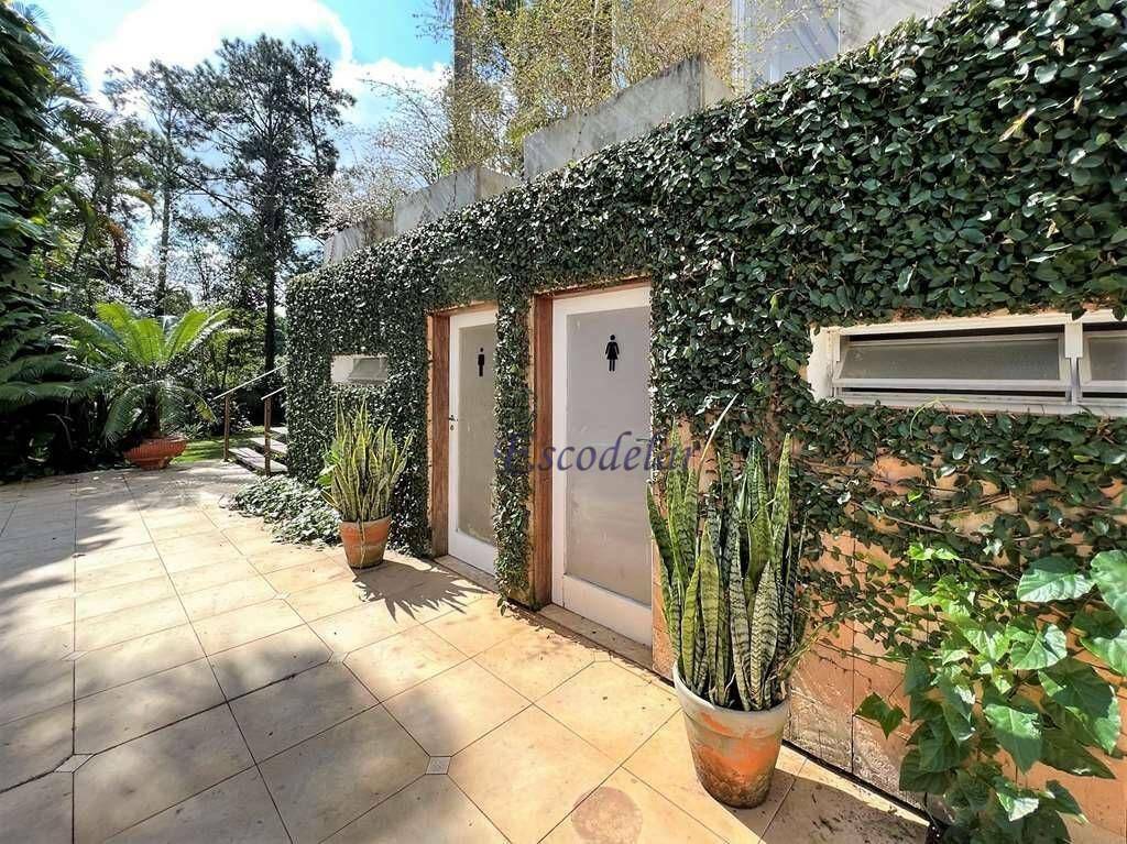 Casa à venda com 6 quartos, 1190m² - Foto 17