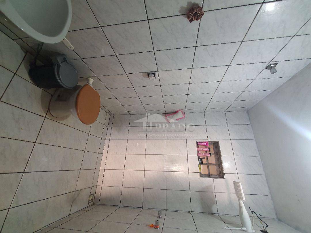 Casa à venda com 2 quartos, 96m² - Foto 12