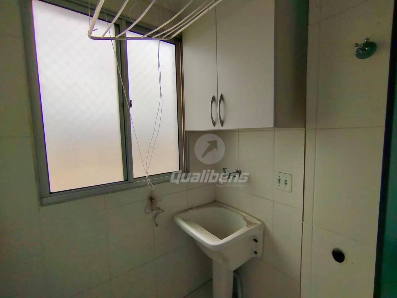 Apartamento à venda com 2 quartos, 50m² - Foto 13