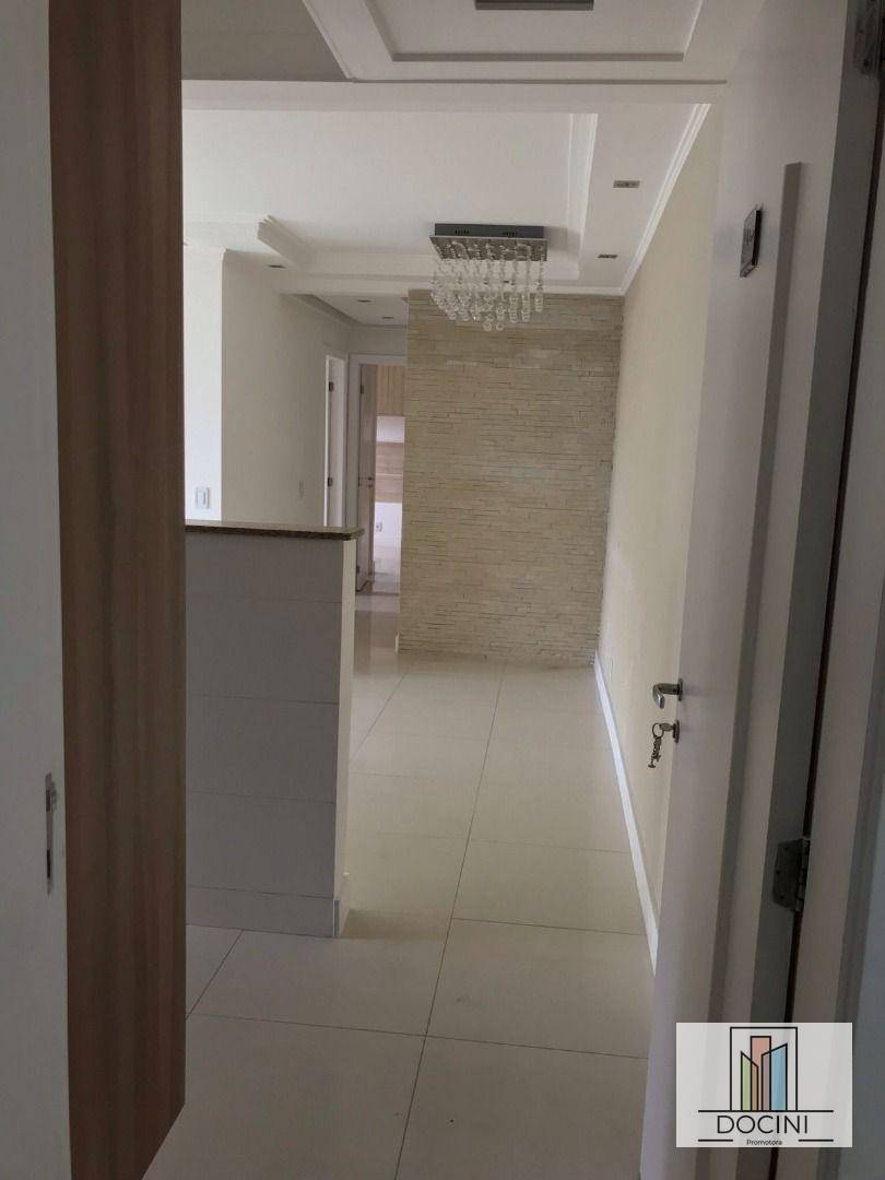 Apartamento à venda com 2 quartos, 63m² - Foto 1