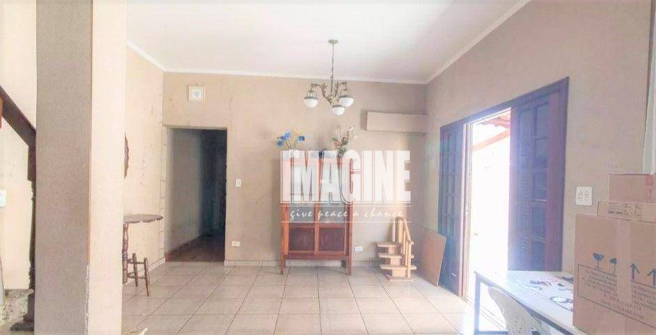 Sobrado à venda com 4 quartos, 300m² - Foto 4