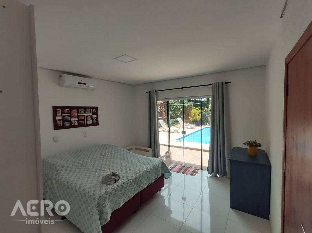 Casa de Condomínio à venda com 3 quartos, 339m² - Foto 8