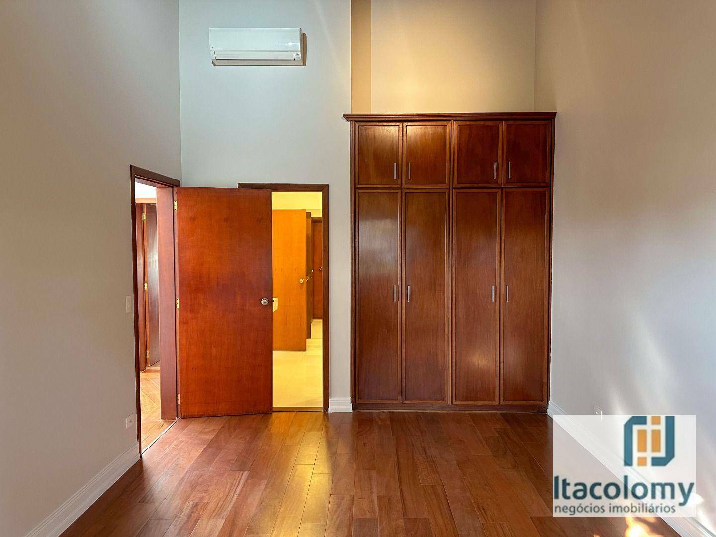 Casa de Condomínio à venda com 4 quartos, 530m² - Foto 71