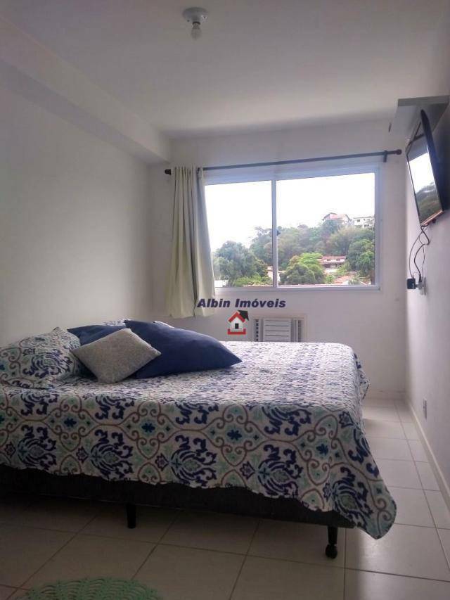 Apartamento à venda com 2 quartos, 60m² - Foto 5