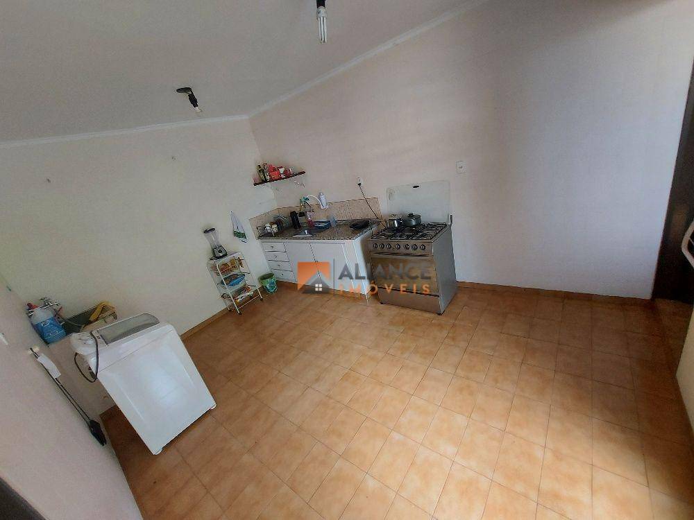 Casa à venda com 3 quartos, 108m² - Foto 16