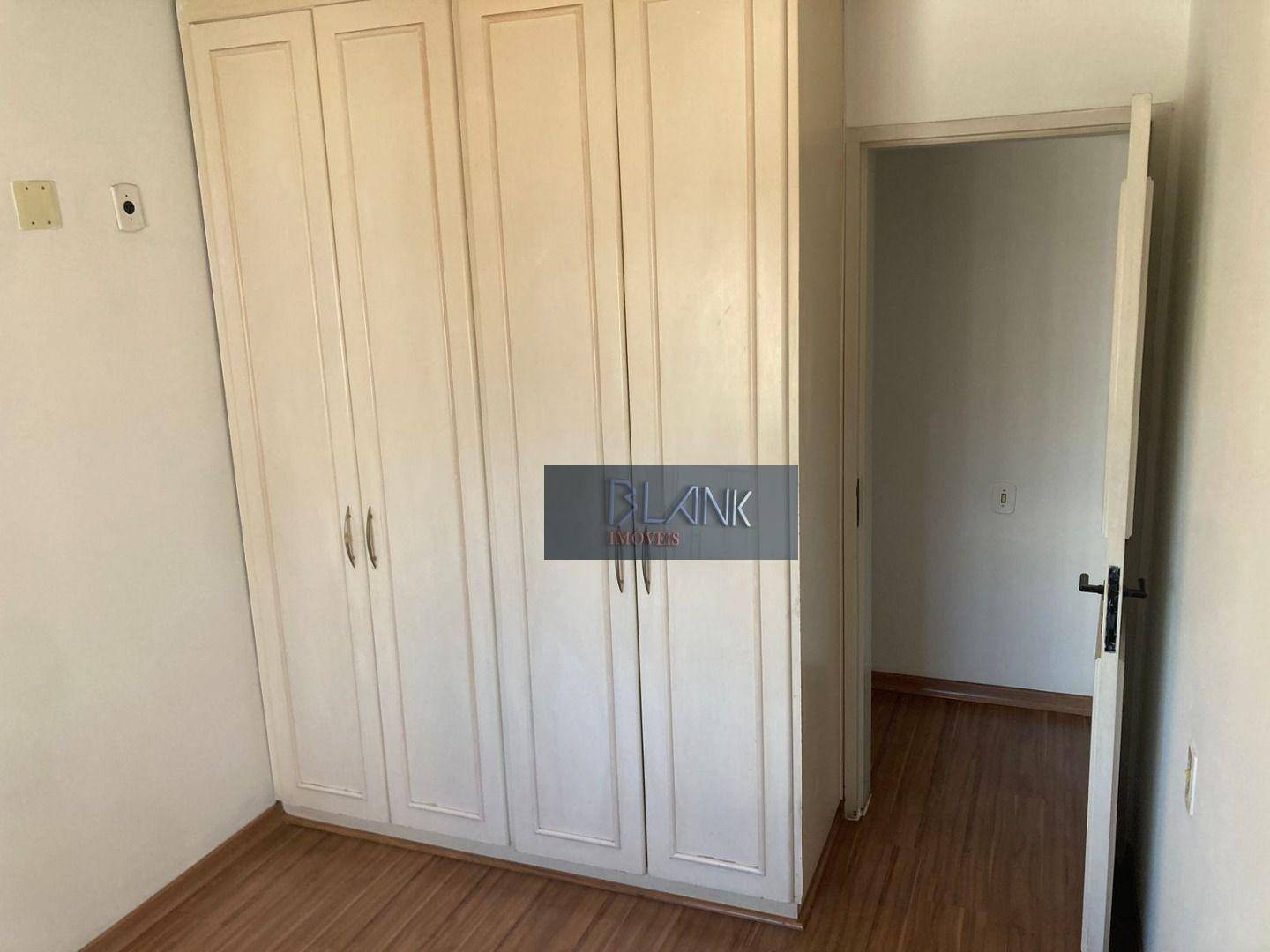 Apartamento à venda com 2 quartos, 78m² - Foto 5