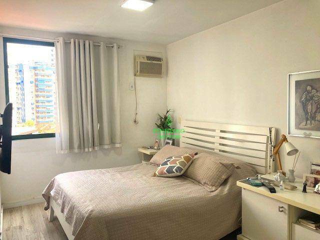 Apartamento à venda com 3 quartos, 110m² - Foto 18