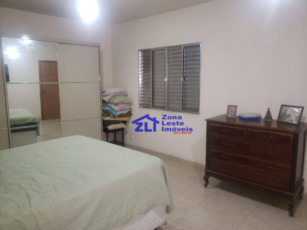 Sobrado à venda com 5 quartos, 300m² - Foto 8