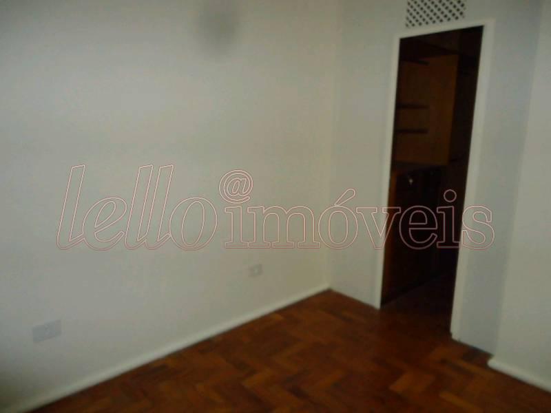 Apartamento para alugar com 2 quartos, 85m² - Foto 8