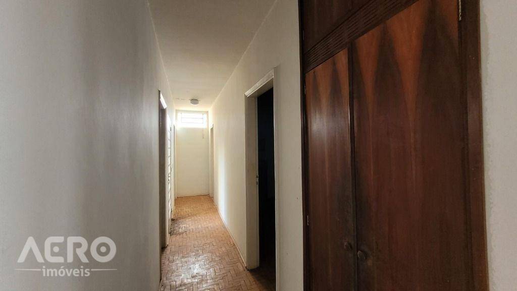 Casa à venda com 3 quartos, 180m² - Foto 7