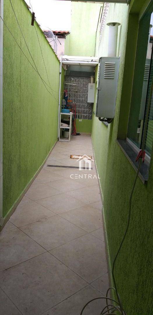 Sobrado à venda com 3 quartos, 250m² - Foto 7