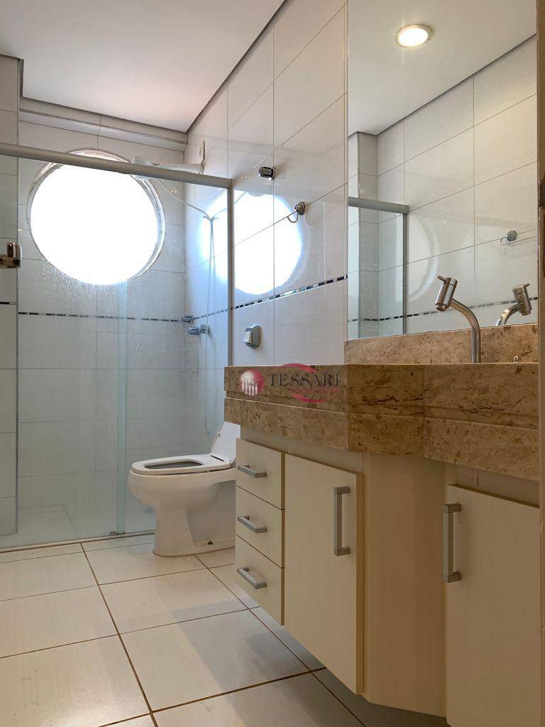 Apartamento à venda com 3 quartos, 185m² - Foto 17