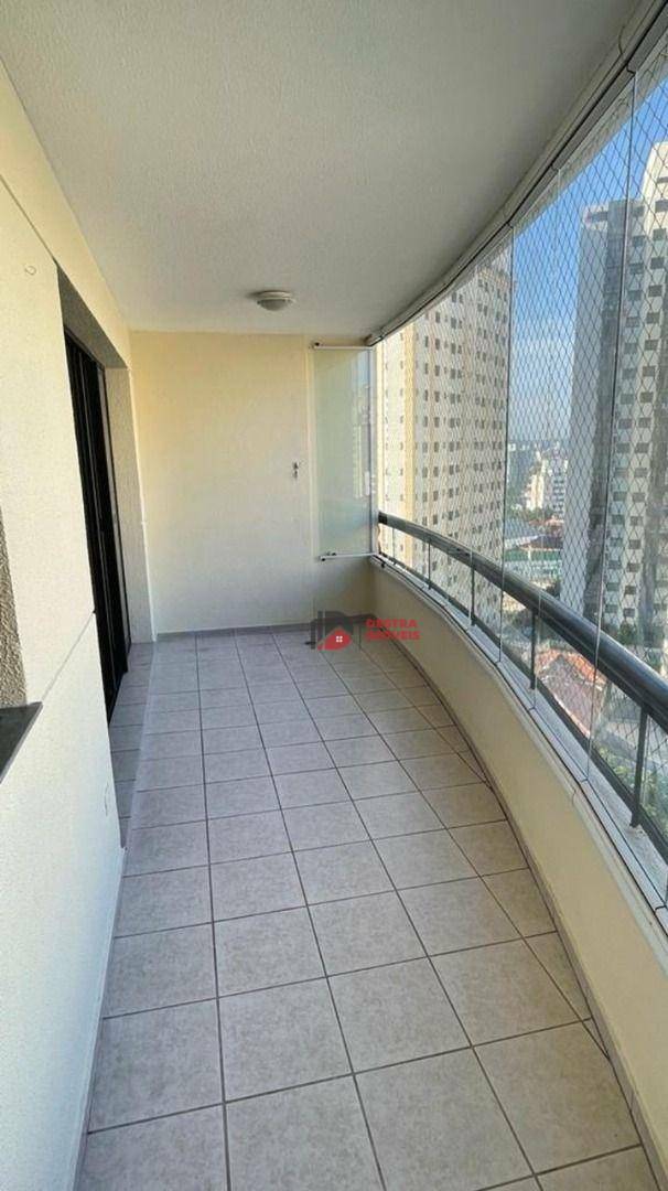 Apartamento à venda com 3 quartos, 123m² - Foto 4