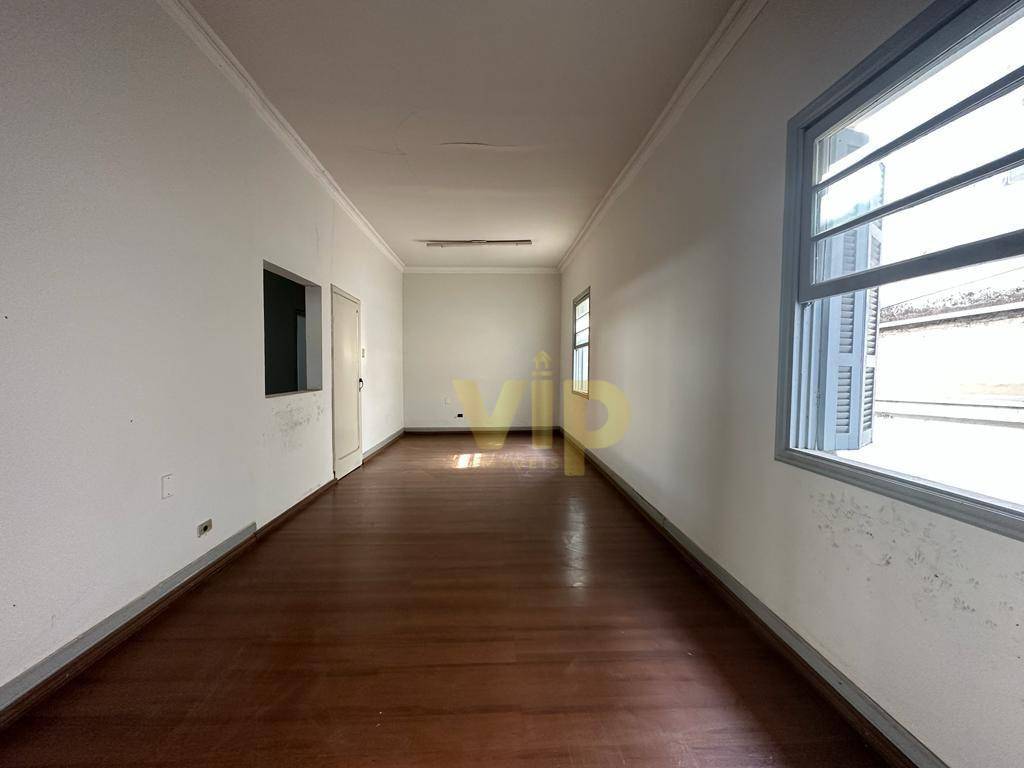 Casa à venda com 6 quartos, 400m² - Foto 10