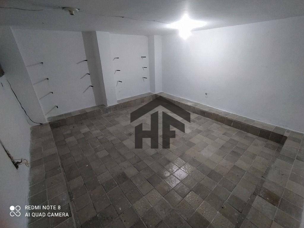 Casa à venda com 4 quartos, 350m² - Foto 12