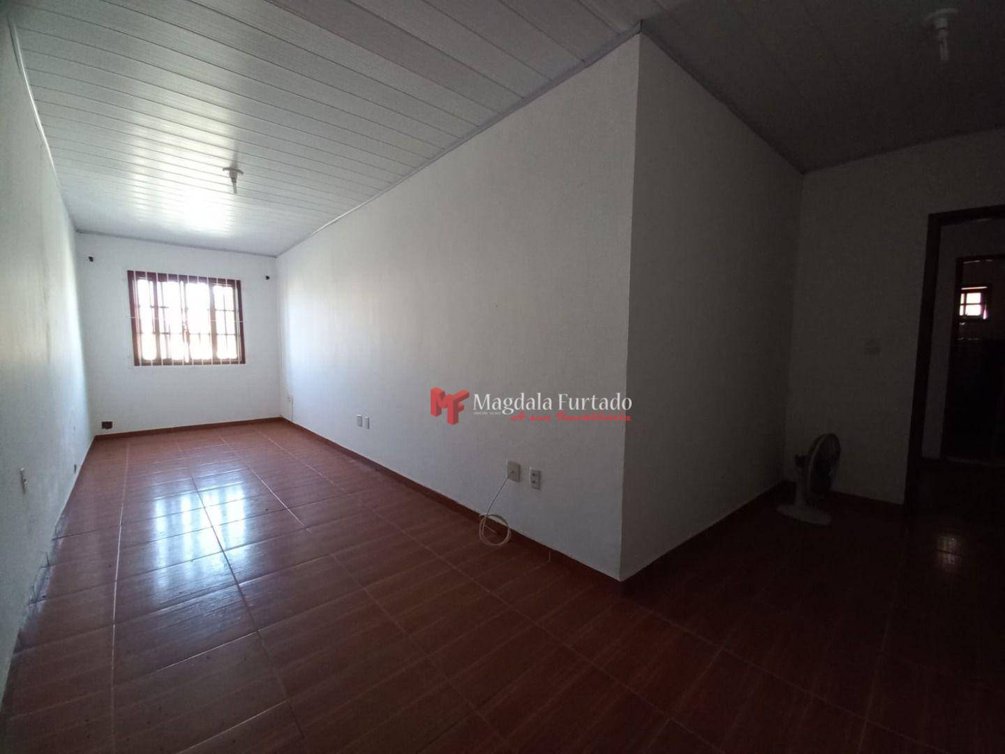 Casa à venda com 4 quartos, 200m² - Foto 11