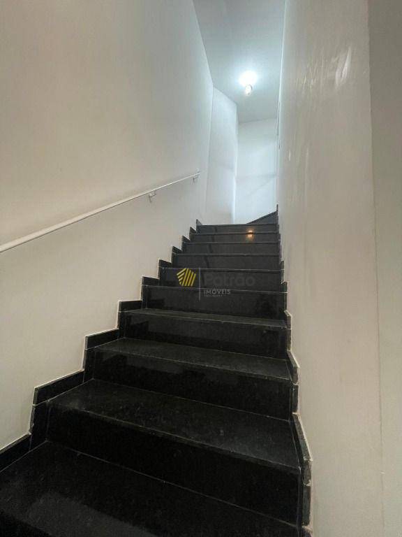 Cobertura à venda com 2 quartos, 90m² - Foto 17