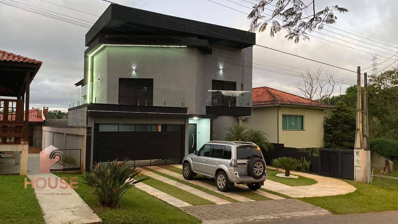 Casa de Condomínio à venda com 3 quartos, 370m² - Foto 1