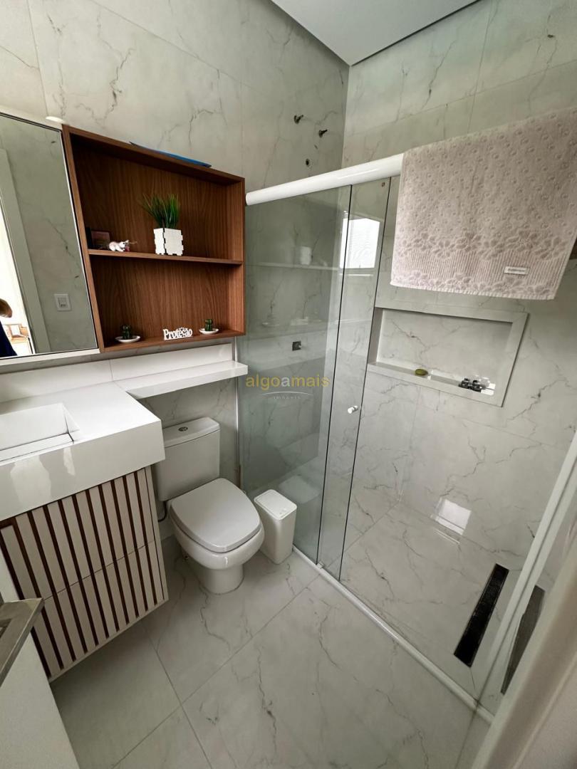 Casa de Condomínio à venda com 4 quartos, 243m² - Foto 12