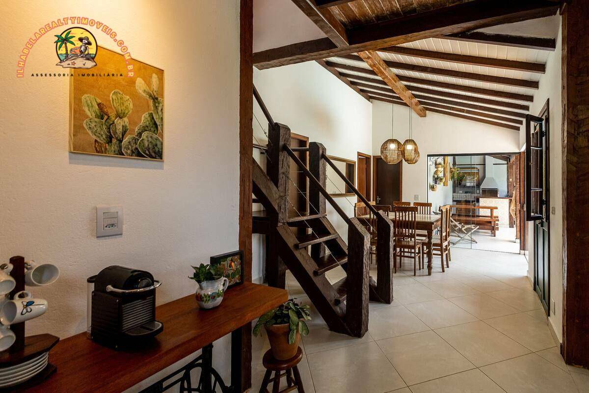 Casa à venda com 4 quartos, 184m² - Foto 15